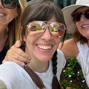 Meet your Posher, Nina